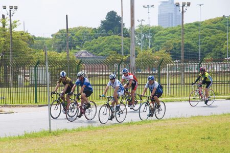 A bike é uma opção de transporte e de lazer na Cidade Universitária