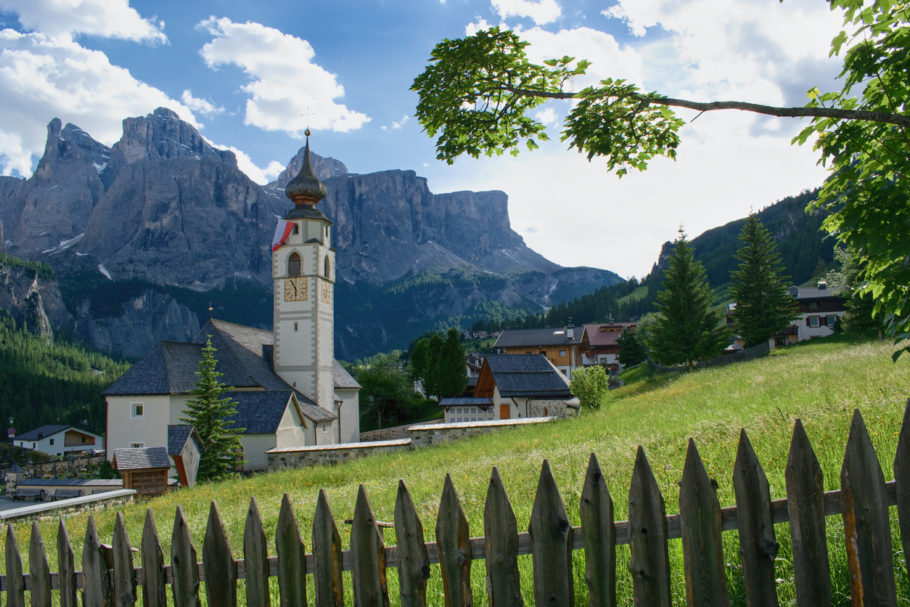 O vilarejo de Colfosco fica no coração das Dolomitas