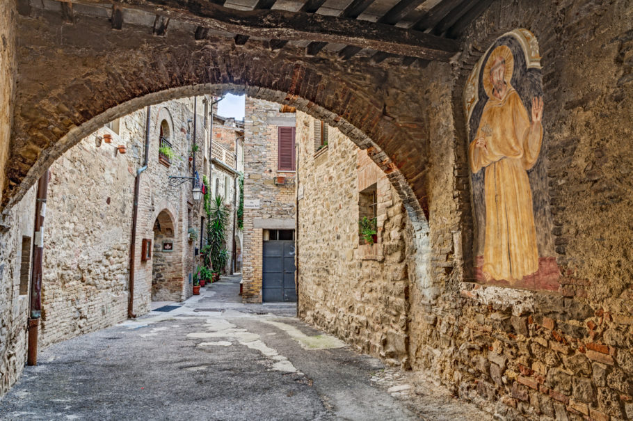 Ruelas do vilarejo de Bevagna, que fica na província de Perugia