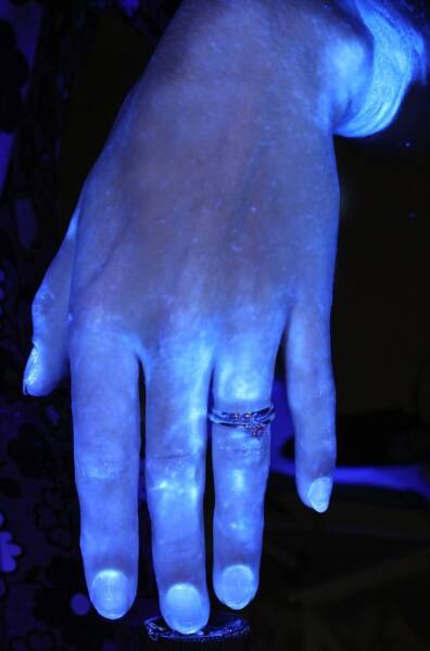 Seis segundos é o tempo máximo que uma pessoa lava as suas mãos, de acordo com um estudo realizado por pesquisadores da Universidade Michigan