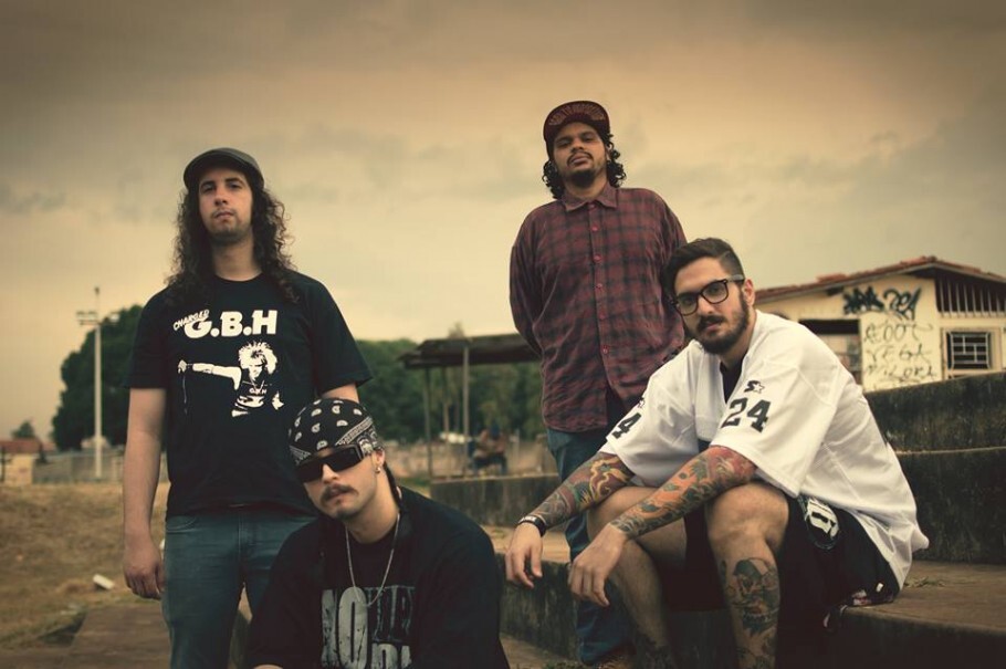 Regicídio: Guilherme Thé (Bateria), Benny (Vocal), Emanuel Souza (Guitarra) e Guilherme Martimon (Baixo)