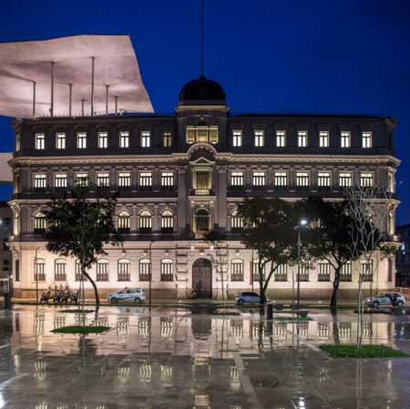 O Museu de Arte do Rio tem lindas exposições, além de vista privilegiada