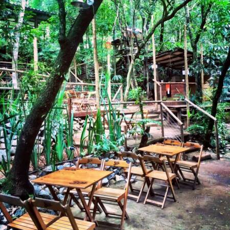 Freud Bar oferece cobertores aos visitantes