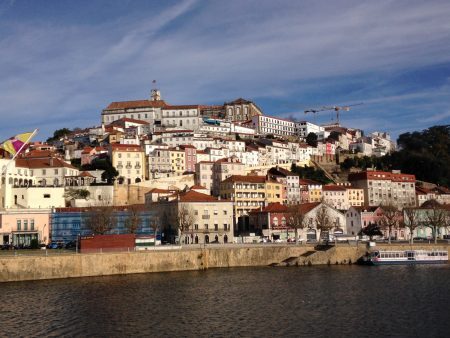 Universidade de Coimbra ao topo da montanha