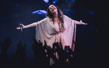 Maria Rita em show de encerramento da turnê “Coração a Batucar”