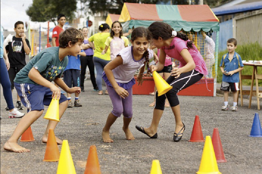 Projeto Jogadeira incentiva atividade físicas entre as crianças