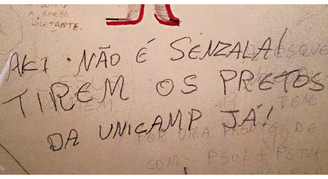 A frase foi encontrada em um dos banheiros do Instituto