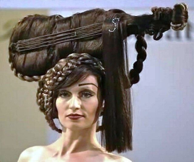 Quantos metros de cabelo são necessários para fazer esse penteado?