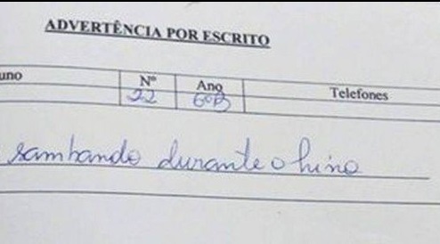 O estudante foi advertido após sambar durante a execução do hino nacional