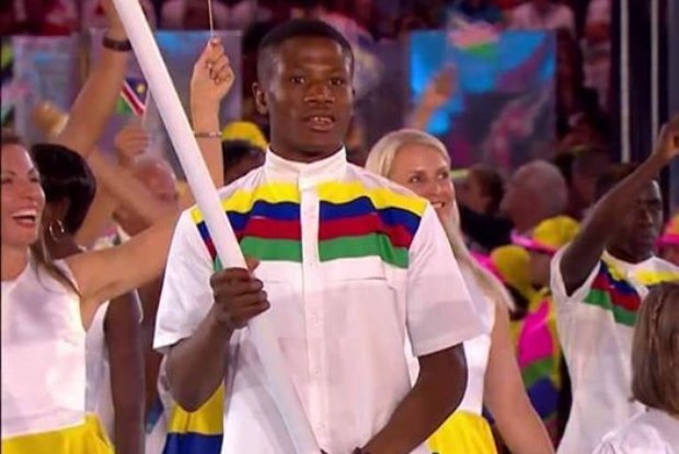 O atleta da Namíbia foi porta-bandeira de seu país na abertura dos Jogos