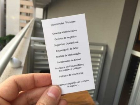 Não foi só por causa de suas experiências profissionais que ele recebeu respostas positivas