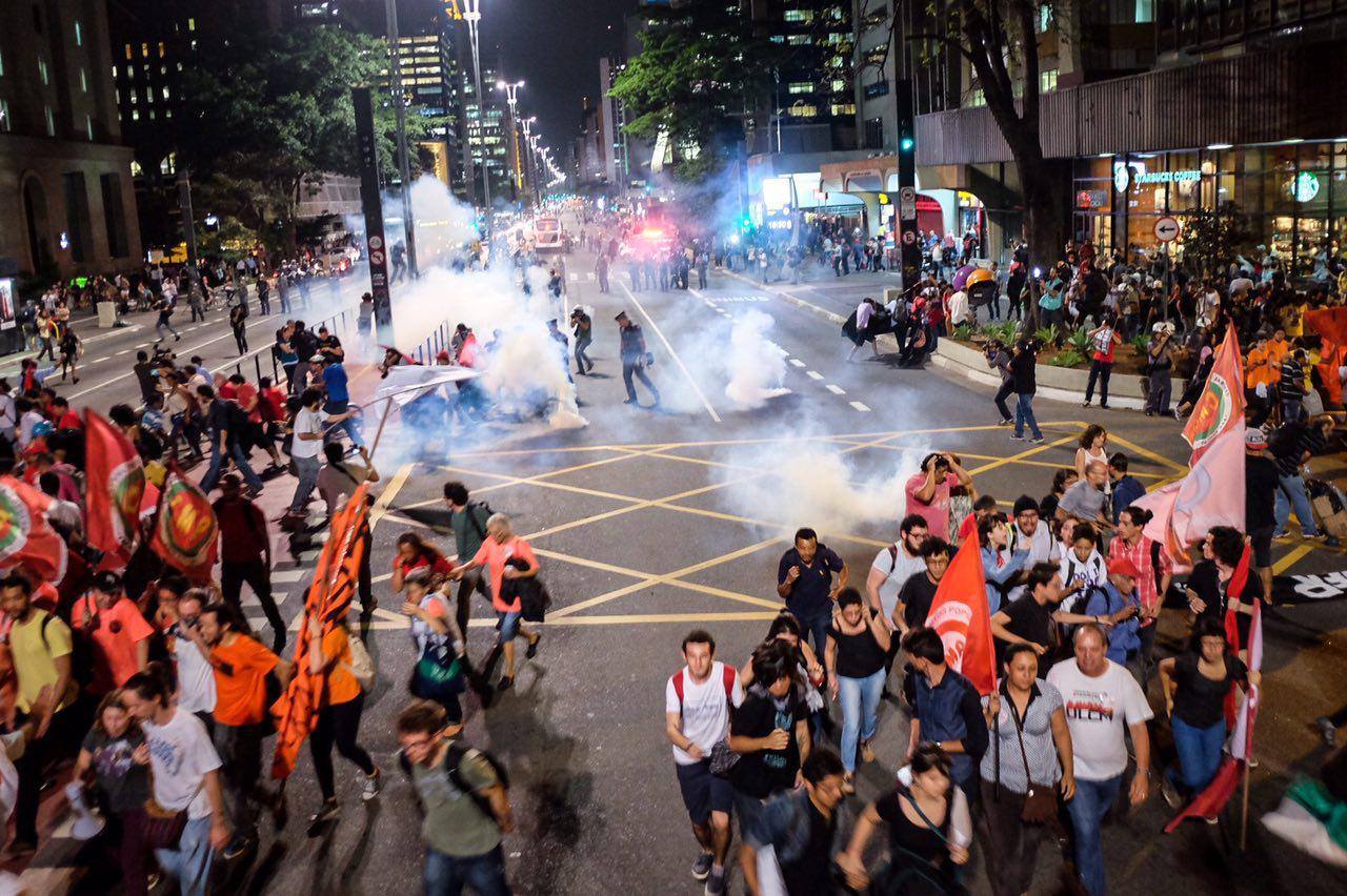 Manifestação contra a posse de Michel Temer