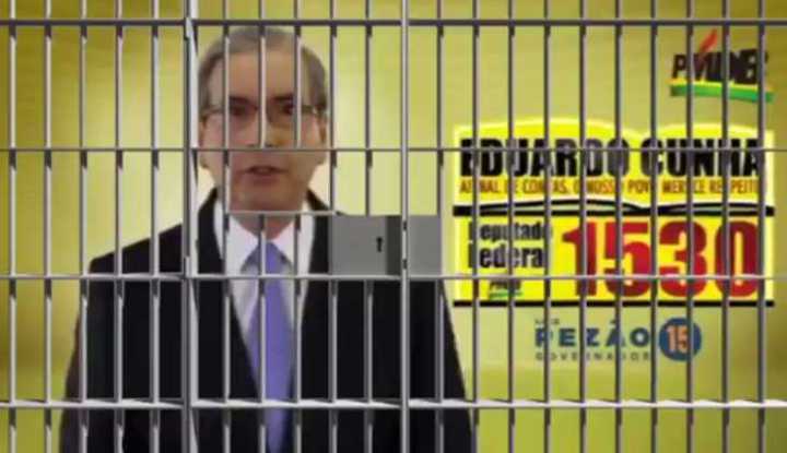 Internauta manipula imagem de propaganda política de Eduardo Cunha, colocando o ex-deputado atrás das grades