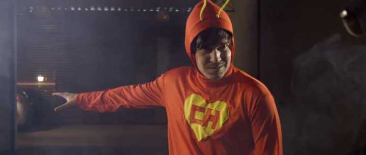 Sátira de Chapolin como herói da Marvel do canal nomegusta