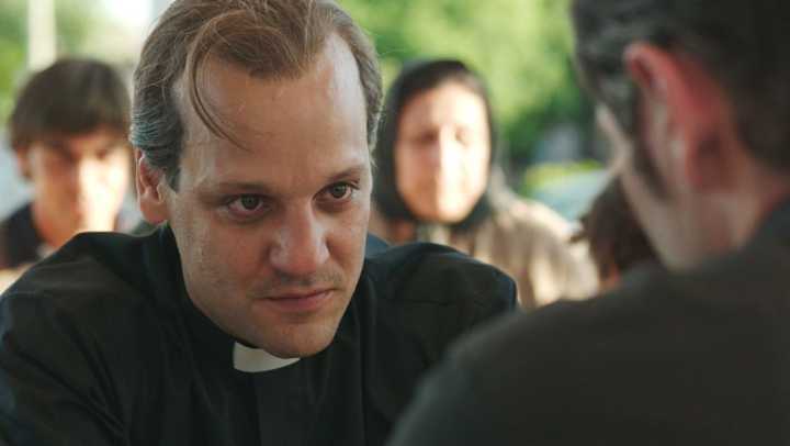 Rodrigo de la Serna em "Call me Francis"