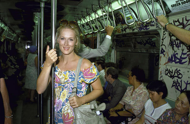 Meryl Streep no metrô de Nova York na década de 1990