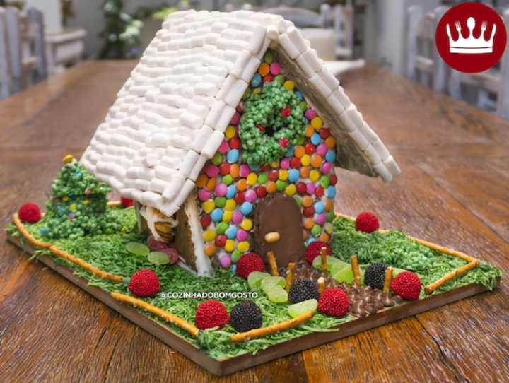 Aprenda a fazer uma casinha de biscoito (Gingerbread House)