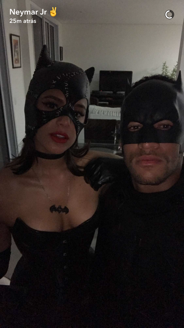 Neymar e Bruna Marquezine foram juntos a uma festa na última semana