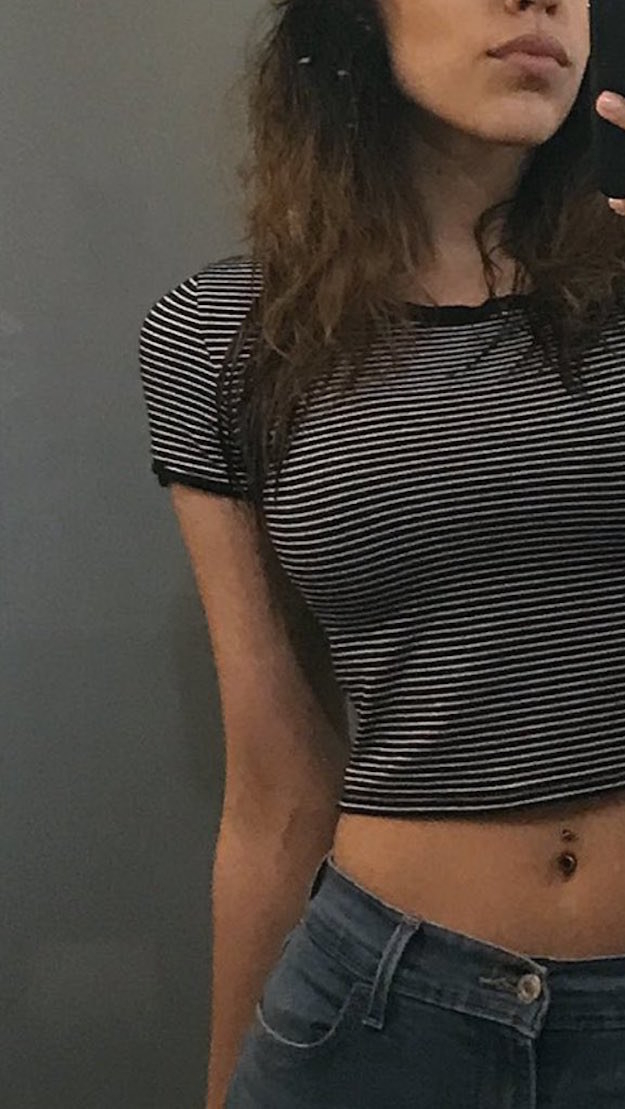 Esta camiseta listrada está confundindo todo mundo