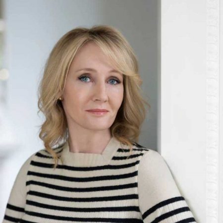 J.K. Rowling é autora da série ‘Harry Potter’