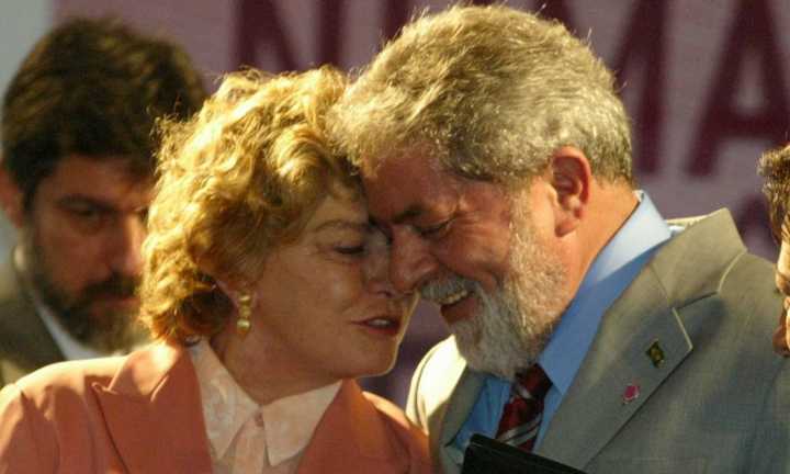 Marisa Letícia, a ex-primeira-dama do Brasil, teve morte cerebral nesta quinta-feira, 2