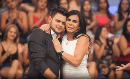 Gretchen reencontra seu filho em programa de TV