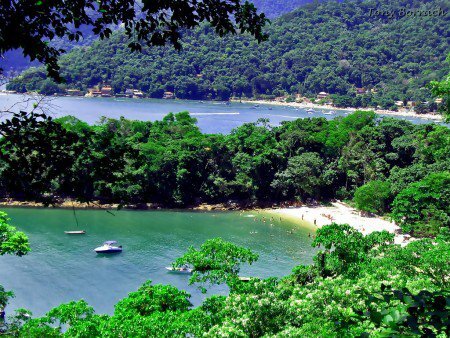 Passeio à Ilha de Itacuruçá (RJ) leva à três lindas praias por trilhas