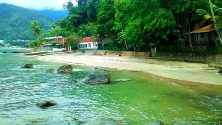 Ilha de Itacuruçá tem lindas praias e fica na zona oeste do Rio de Janeiro