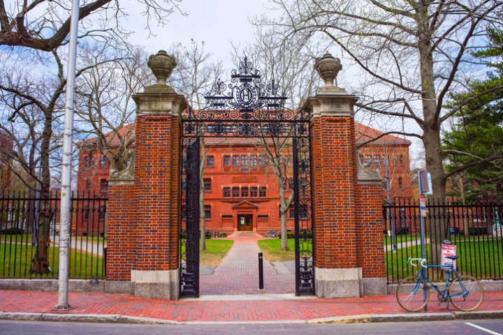 Universidade Harvard, em Massachusetts, está entre as principais escolhas dos alunos selecionados