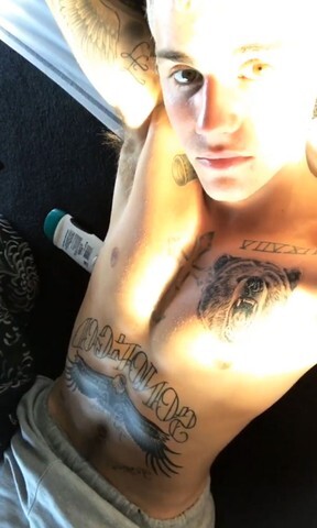 As novas tatuagens de Justin Bieber