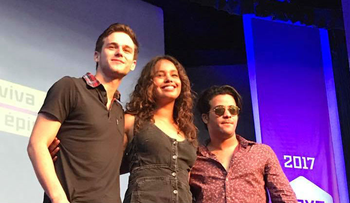  Brandon Flynn, Alisha Boe e Christian Navarro de “13 Reasons Why” durante a CCXP Tour Nordeste.