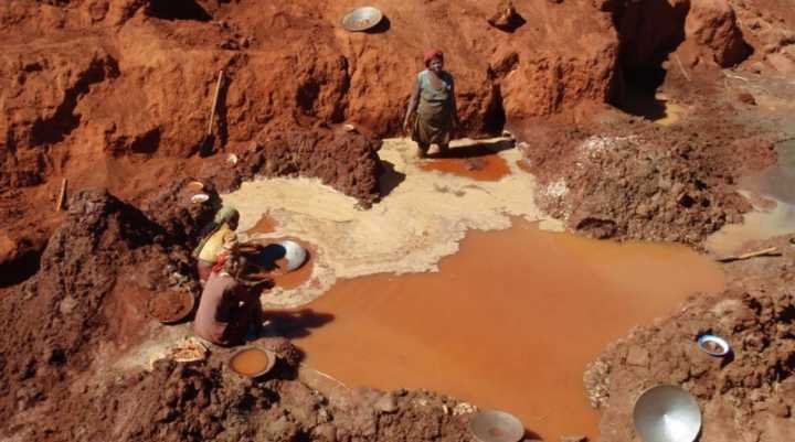 Além de preservar o meio ambiente, o governo el salvadorenho entendeu que a medida vai proteger a população ao “acabar com uma ameaça ao desenvolvimento e bem-estar de seus habitantes”