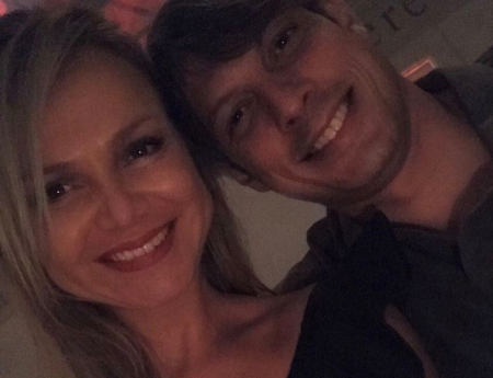 Eliana mantém relacionamento com Adriano Ricco, pai de Manuela