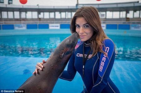 A Miss conheceu seu ex em um aquário de golfinhos