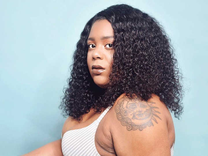 Jasmine Grimes explicou por que selfies de lingerie podem ser tão importantes