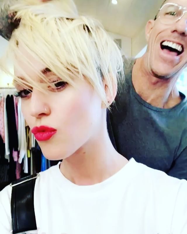 Katy Perry no começo de março