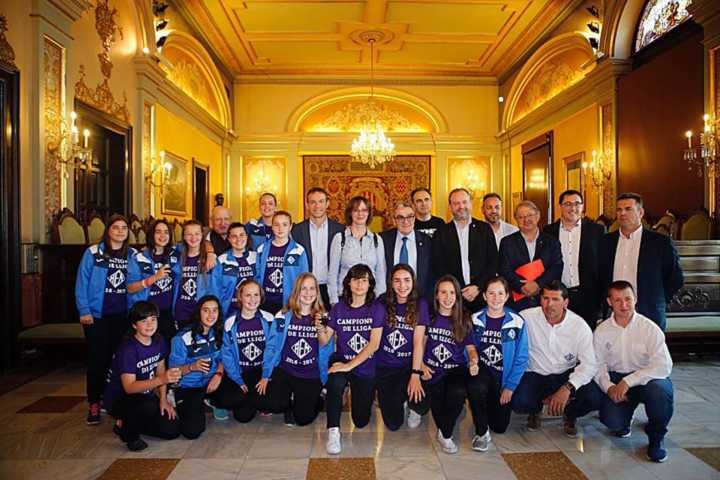 O time ganhou o título do campeonato com quatro rodadas de antecedência