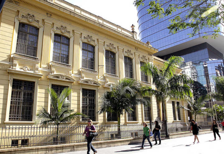 Escola Estadual Rodrigues Alves, na Avenida Paulista