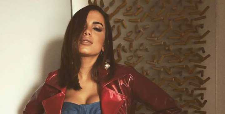 Anitta é chamada de “prostituta” nas redes sociais e dá a melhor resposta possível