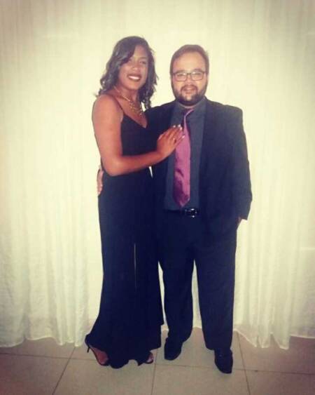 Camila e Gustavo ganharam mais de 215 mil curtidas porque ela passou o aniversário de namoro no hospital com o namorado