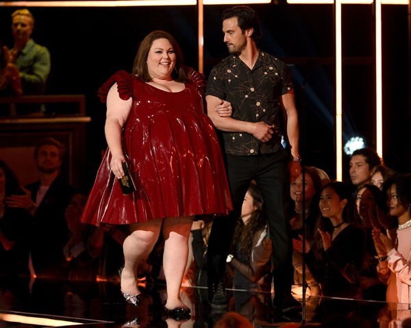 Chrissy Metz é xingada por ser gorda, mas dá a melhor resposta aos haters