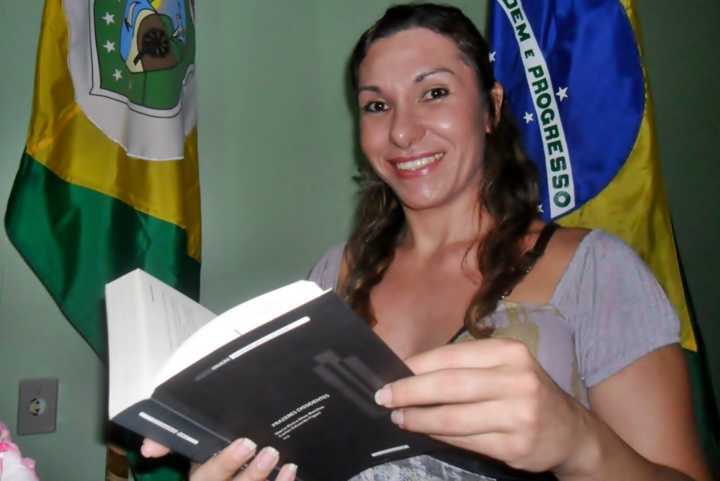 Luma Andrade é a primeira travesti a ter um doutorado no Brasil