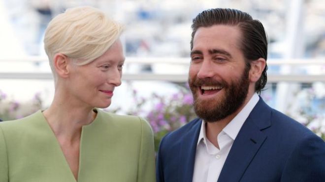 Os atores Tilda Swinton e Jake Gyllenhaal, do longa “Okja”