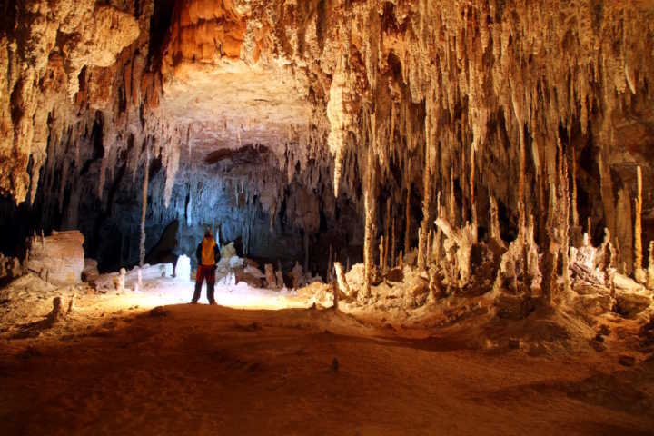 Interior da São Bernardo, uma das cavernas do complexo de Terra Ronca, no extremo nordeste de Goiás