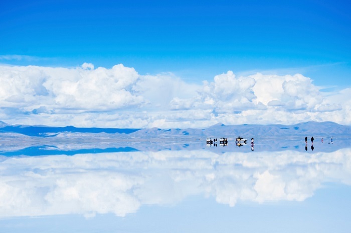 O Salar de Uyuni, o maior deserto de sal do mundo