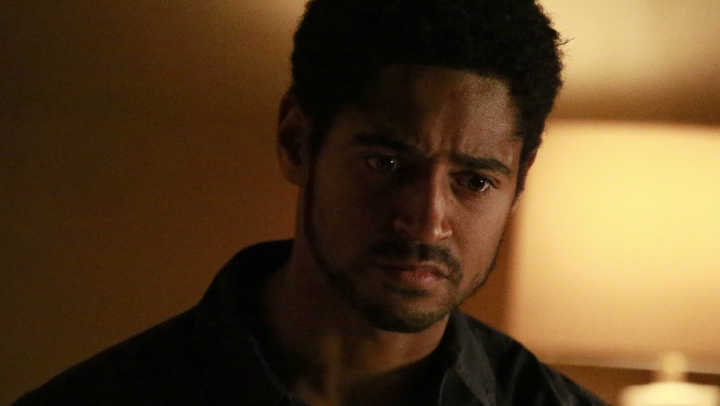 Alfred Enoch – 1,91m
