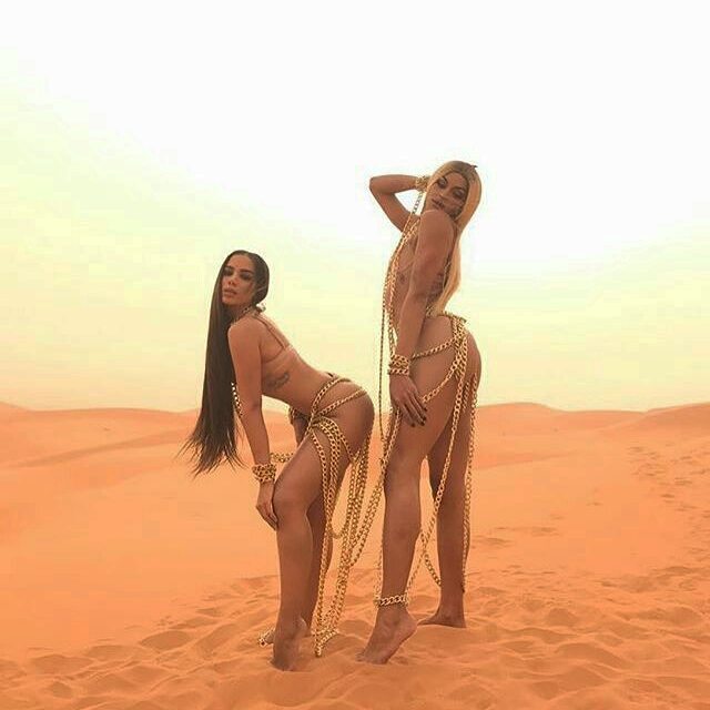 Anitta e Pabllo Vittar posam poderosas no Deserto da Saara para gravação de clipe