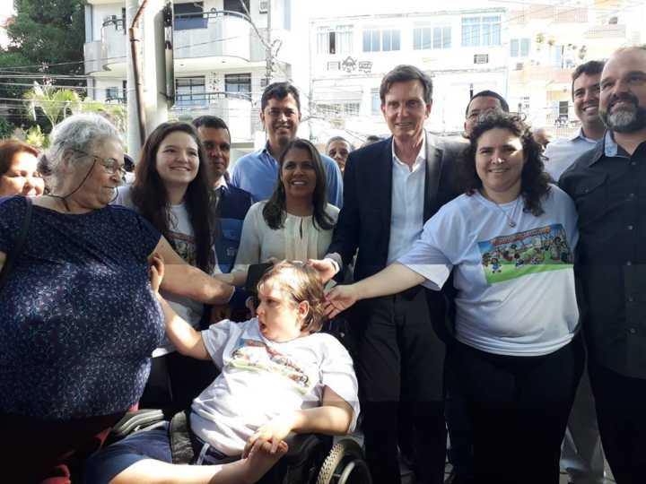 Consuelo Machado encontrou o prefeito do Rio de Janeiro, Marcelo Crivella, para a renovação do contrato referente à praça Iaiá Garcia