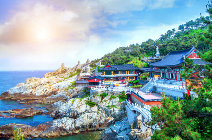 Templo Haedong Yonggungsa, em Busan, no litoral da Coreia do Sul