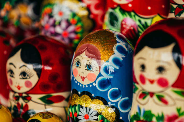 A Feira Temática do Leste Europeu conta com as famosas bonecas matrioskas russas